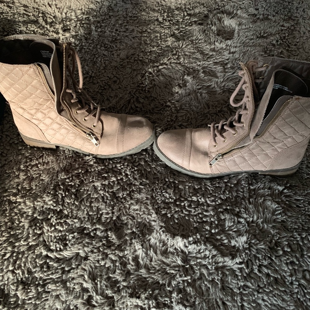 Mossimo Boot - Picture 3 of 4